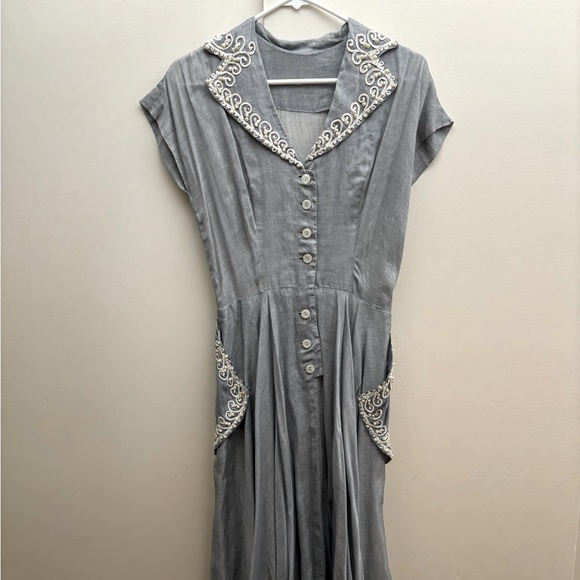 Dresses & Skirts - True vintage 1950s Dress